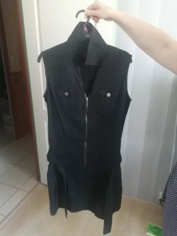 Robe noir