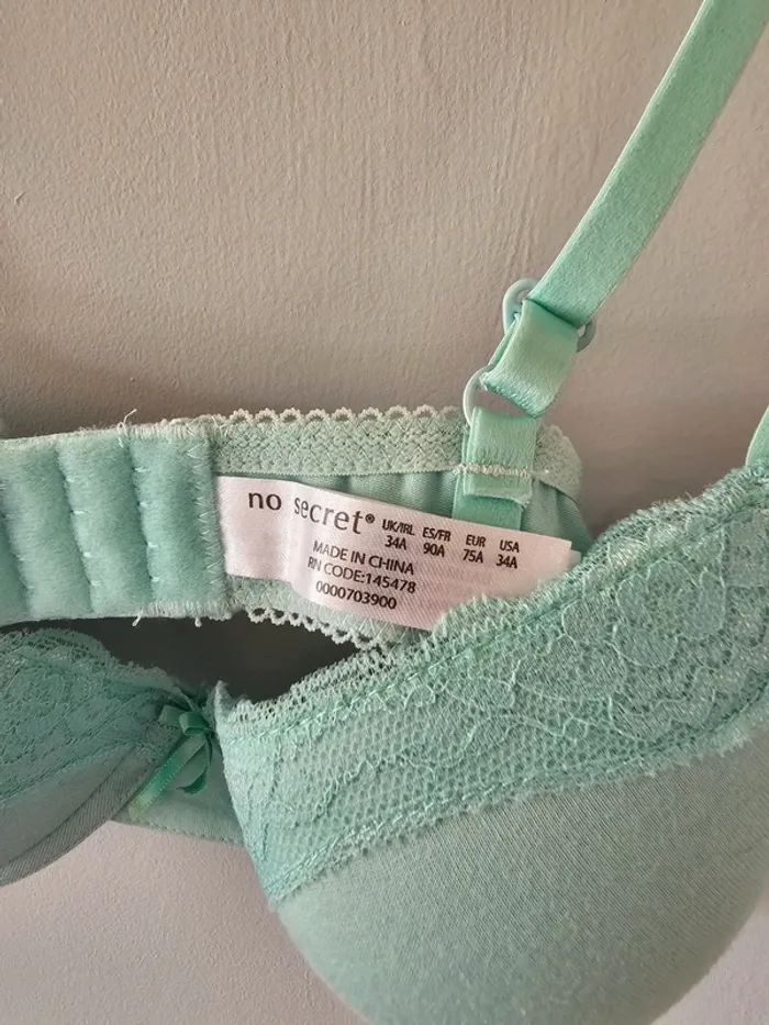 Soutien-gorge - photo numéro 3