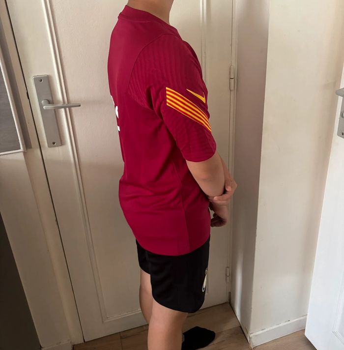 Maillot d'entraînement officiel FC Barcelone (Barça) saison 2019-2020. - photo numéro 16