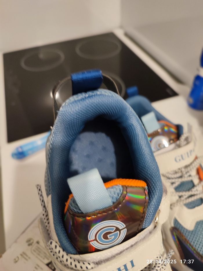 Baskets rollers lumineuses - photo numéro 5