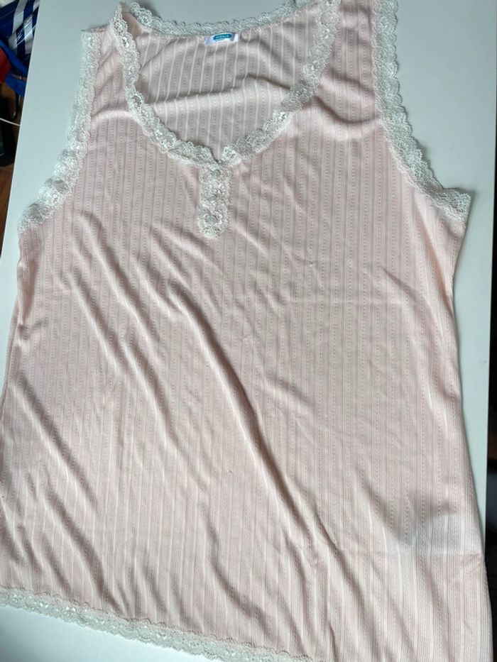Débardeur fluide taille XL rose à dentelle blanche Océalis Damart