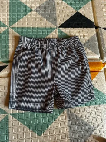 Short 3 mois