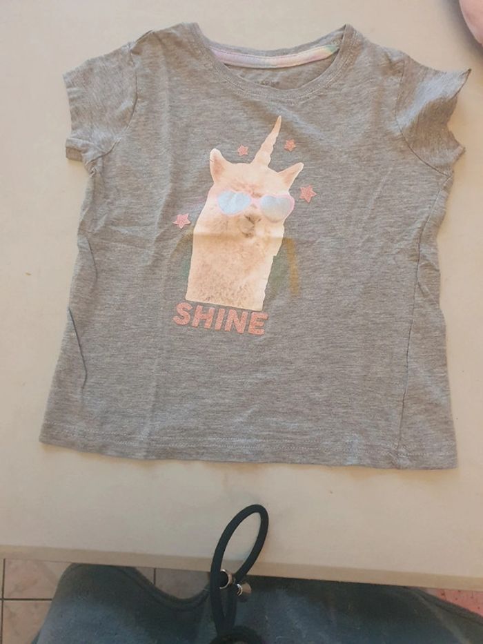 T shirt primark 3 ans