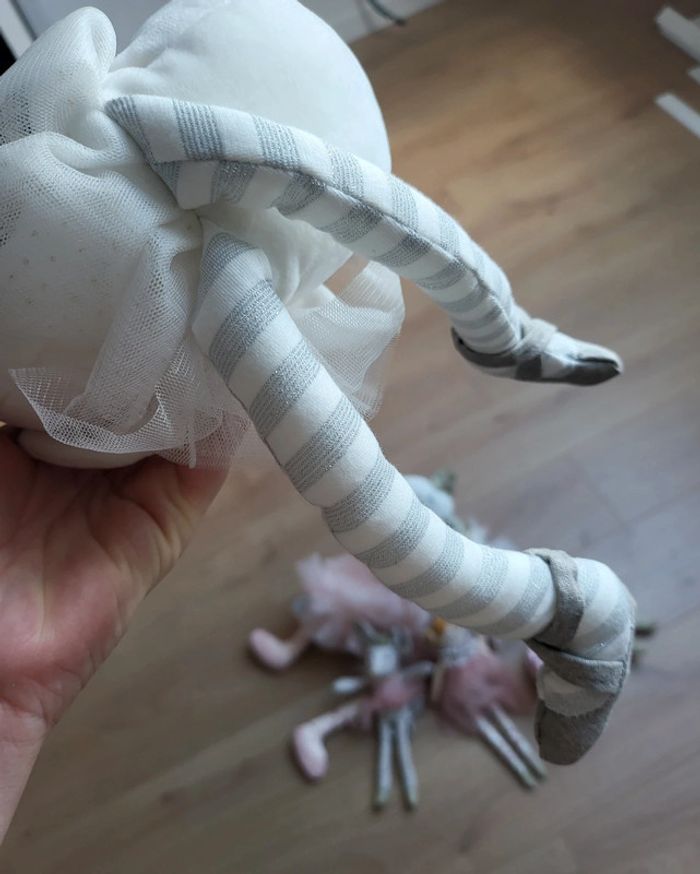 Lot peluches elegantes 2 cygnes ,1 souris et 2 poupees maison du monde - photo numéro 5