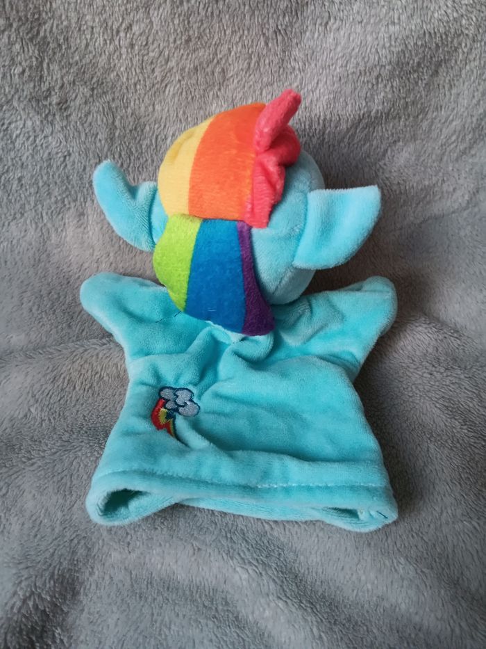 Peluche marionnette my little pony rainbow dash hasbro 2019 - photo numéro 2