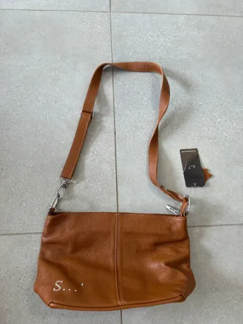 Sac à bandoulière marron en cuir made with swarovski elements, neuf,  23*22cm