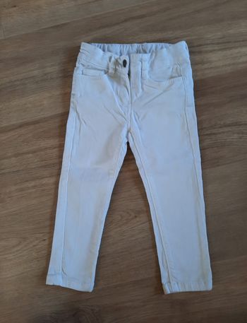 Pantacourt en jean blanc TAO 4 ans