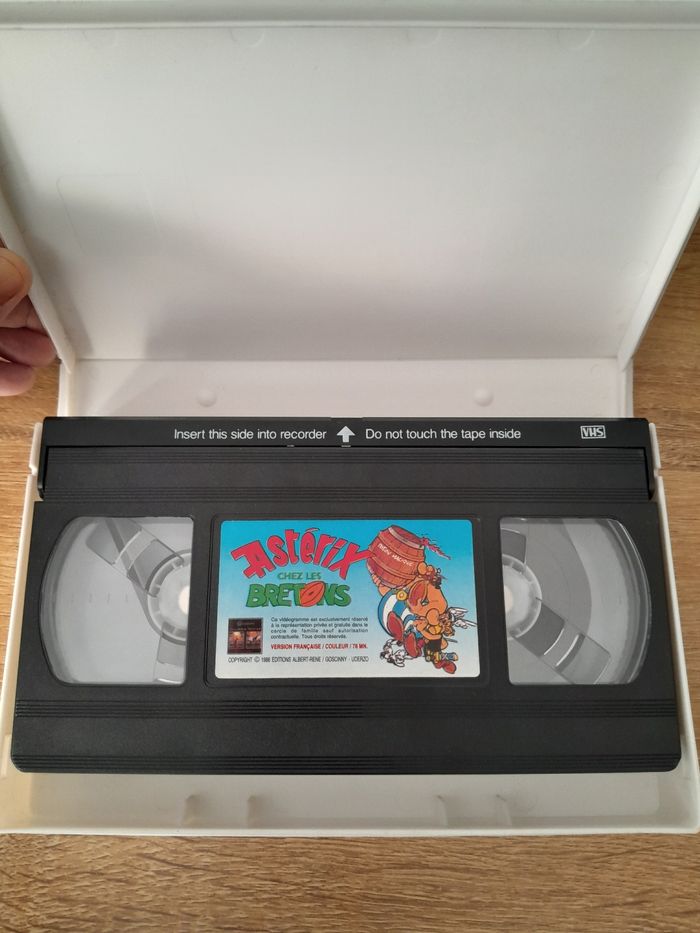 VHS Astérix chez les bretons - photo numéro 3