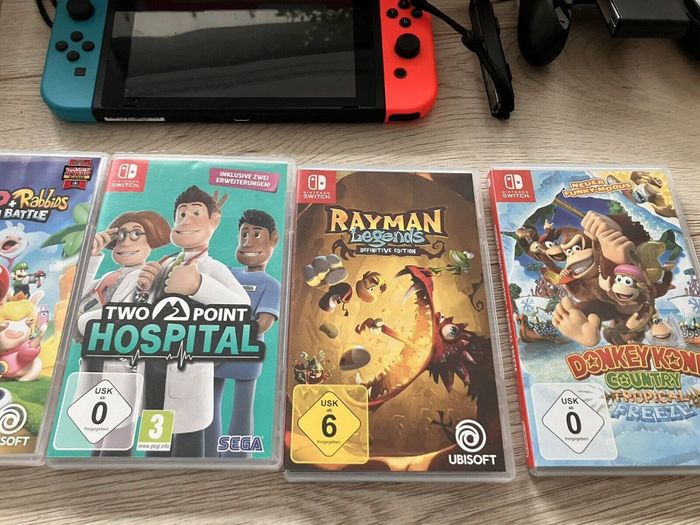 Nintendo Switch - photo numéro 2