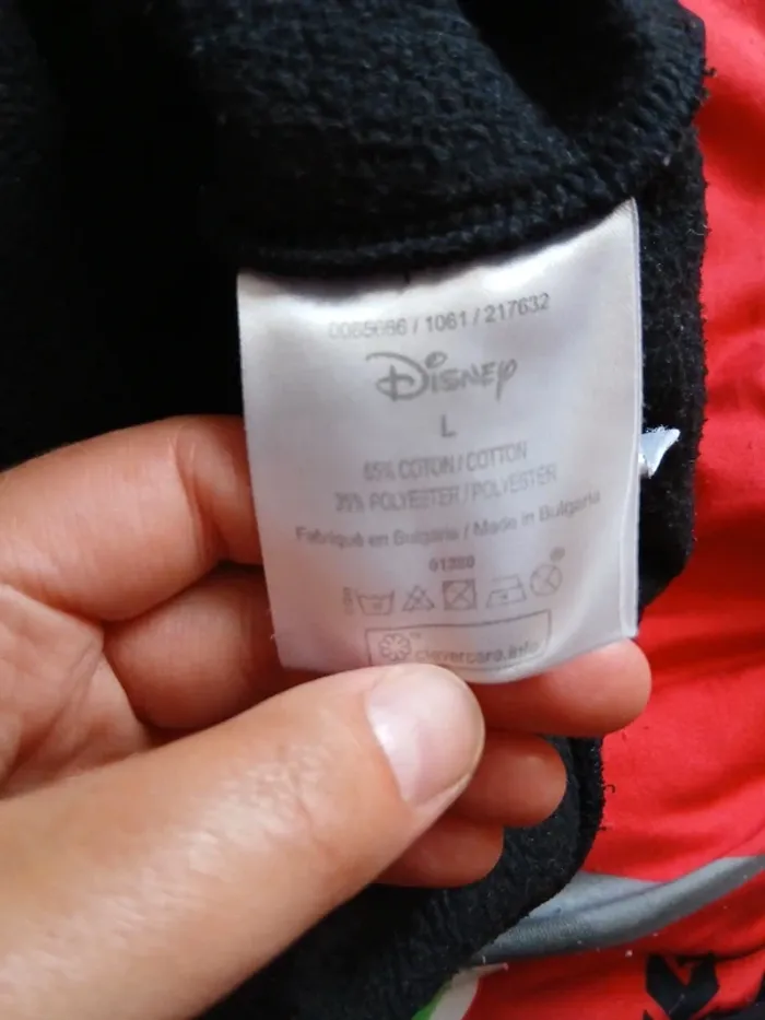 Sweat à capuche Disney taille L - photo numéro 7