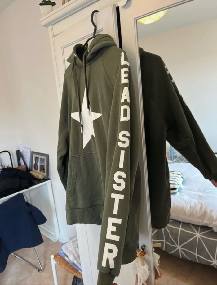 Pull style meuf du 16 - photo numéro 3