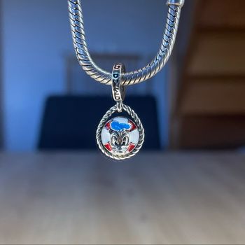 Charm Pandora Donald Disney Park 🎢 Collector Officiel – Bijou Rare en Argent 925