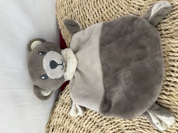 Doudou plat ours marron blanc pois ITM ALIMENTAIRE