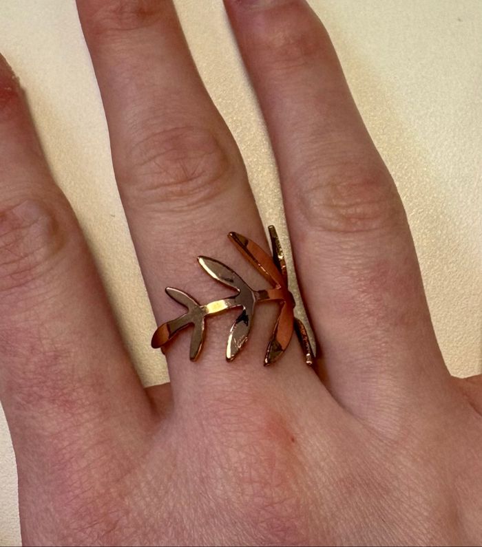 Bague feuille dorée rose ajustable - photo numéro 3