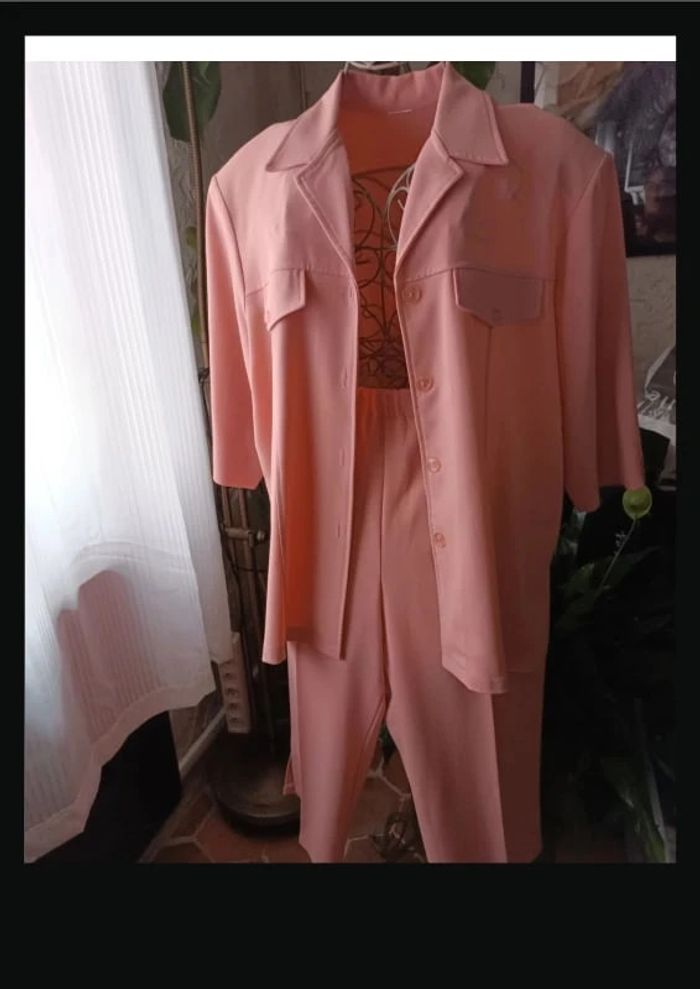 Ensemble tailleur 42/44