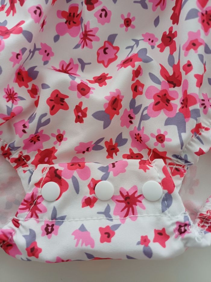Robe neuve taille 9/12 mois - photo numéro 7