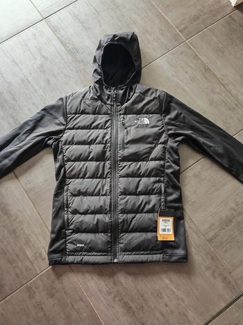 Veste à capuche noir the north face taille s neuve