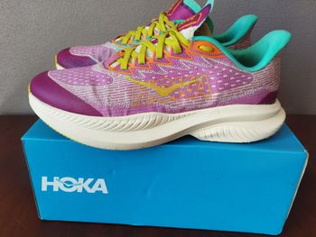 Hoka Mach