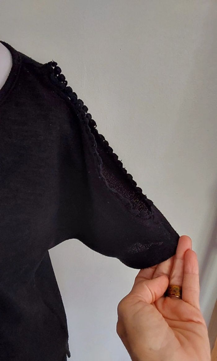 Haut bohème noir épaules ajourées T 36 - photo numéro 5