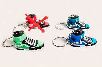 Portes clefs baskets styles