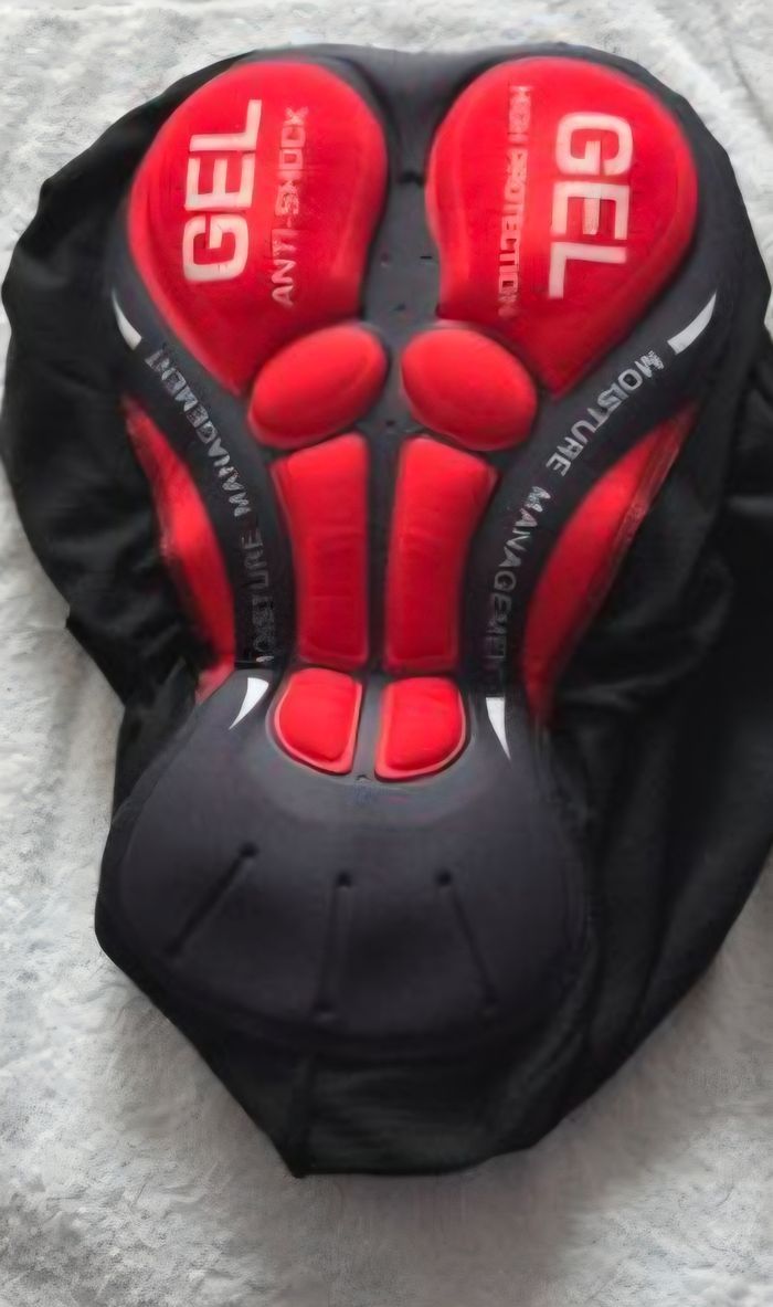 Lot de 2 shorts cycliste/motard  T.3XL - photo numéro 4