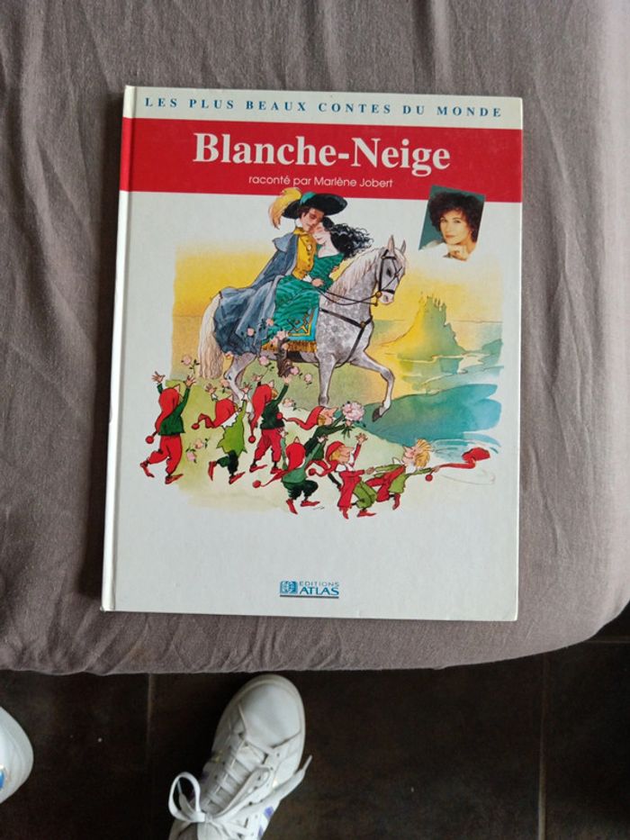 Livre blanche neige