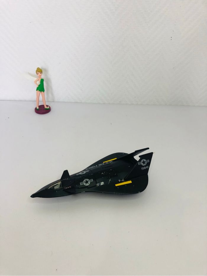 Avion de collection en métal de marque ERTL - photo numéro 2