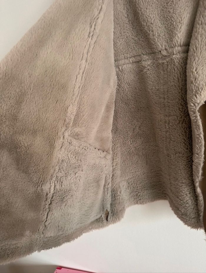Manteau fourrure Pull&Bear taille L - photo numéro 5