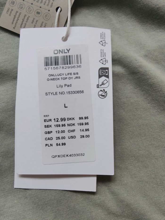 T-shirt taille L neuf - photo numéro 2