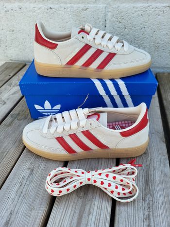 adidas Handball Spezial Saint Valentin 38 – sneakers rétro cream white / scarlet – neuves