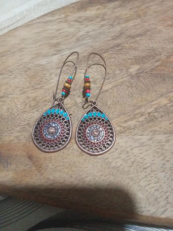 Boucles d'oreilles pendantes forme goutte