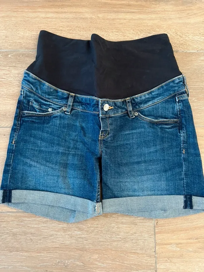 Short maternité H&M