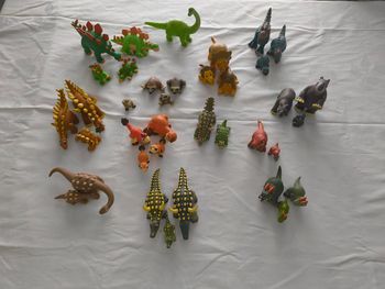 Lot 37 dinosaures altaya 