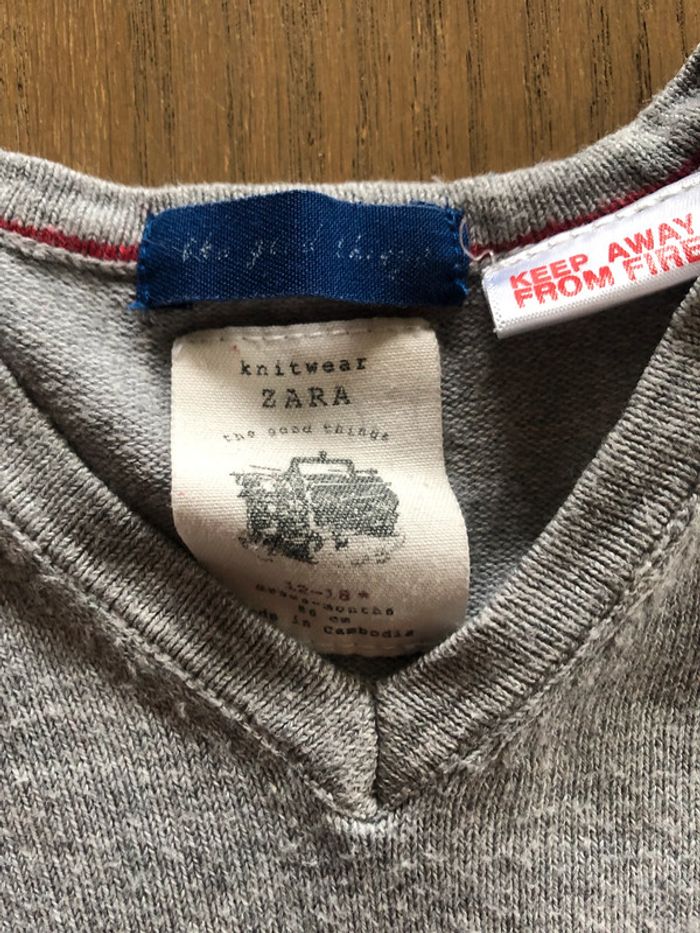 Pull gris Zara 12/18 mois - photo numéro 3