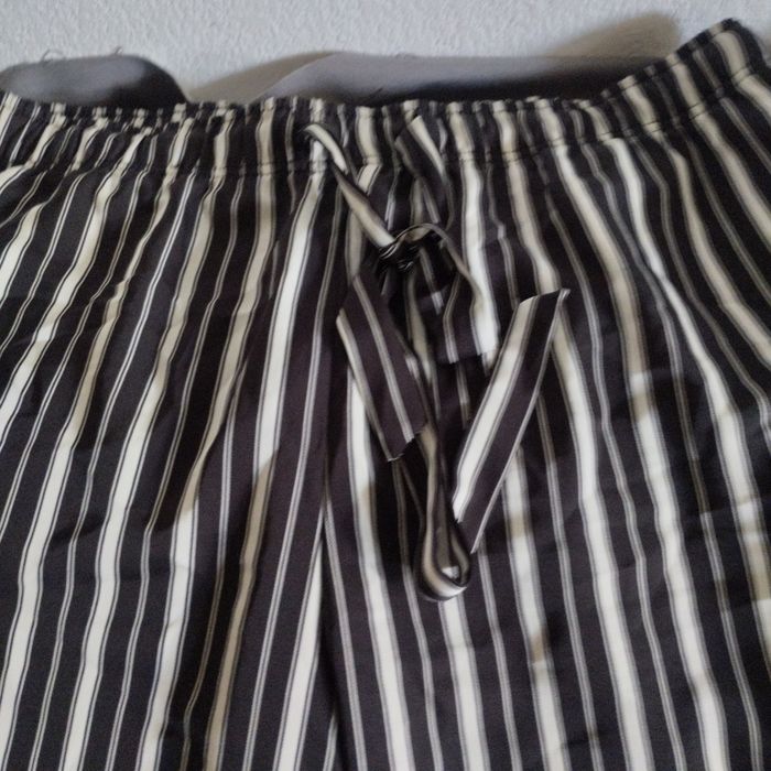 Pantalon femme à jambes larges H&M taille XL - photo numéro 2