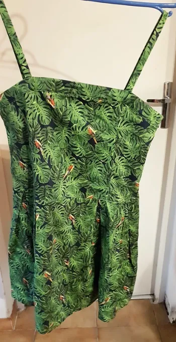 Magnifique robe Naf naf imprimé tropical