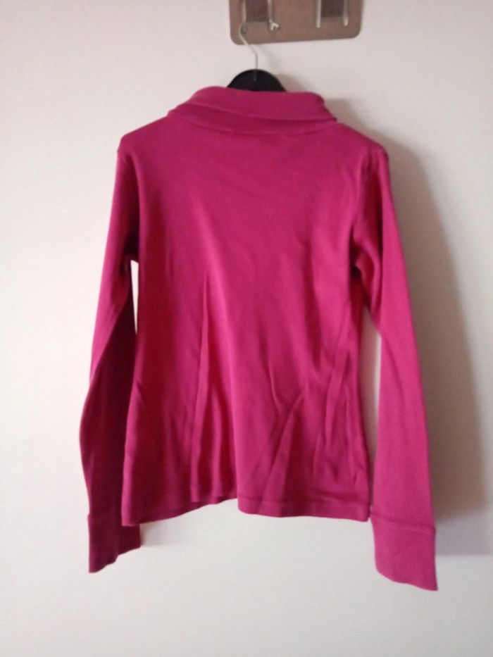 Joli pull à col roulé fuchsia.  10 ans - photo numéro 8