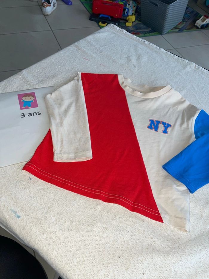 Tee shirt Kiabi 3 ans neuf