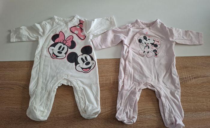Lot Vêtements bébé 1 mois (50 a 56 cm) - photo numéro 7