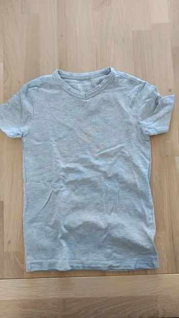 Tee shirt manches courtes Zeeman gris 4/6ans.
