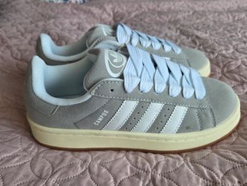 Basket Adidas Campus 39 1/3 neuves