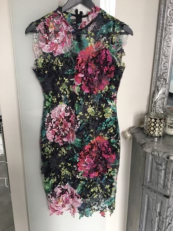 Robe fleurie dentelle Asos 36