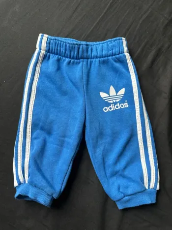 Jogging adidas