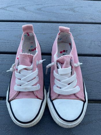 Petite basket fille taille 25 Nini & girls