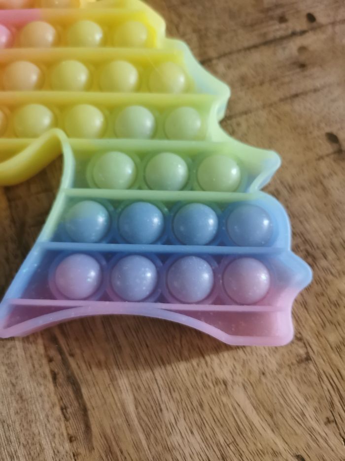 Pop its de 28 bulles - photo numéro 3