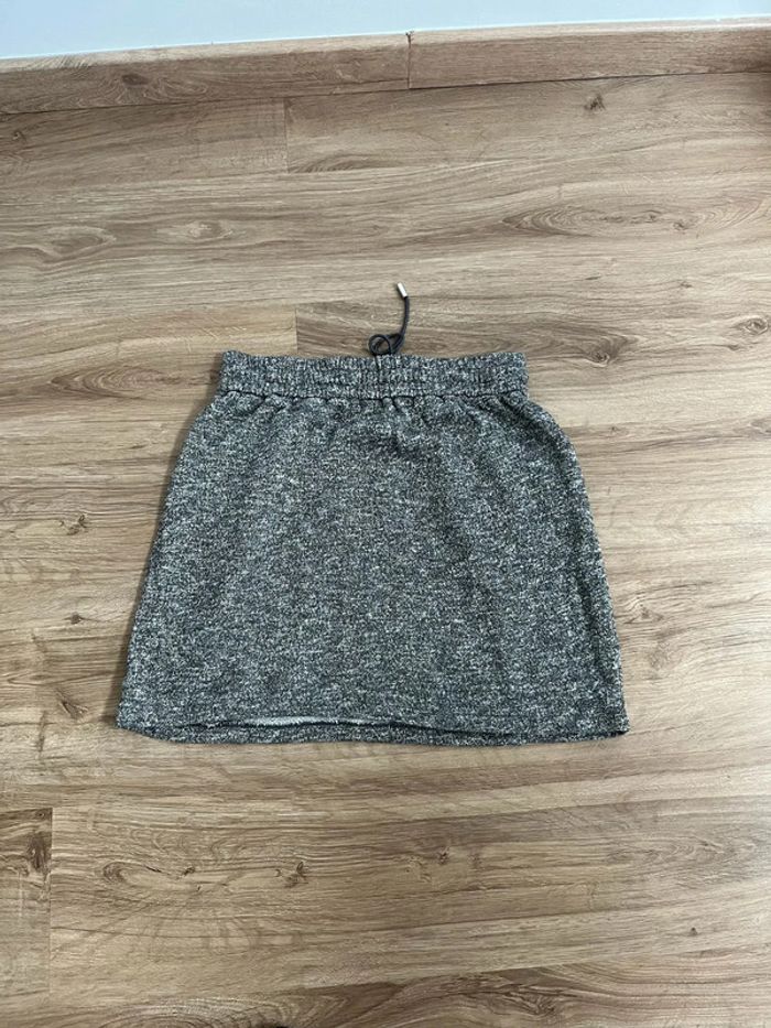Jupe short femme Promod couleur gris très bon état - photo numéro 2
