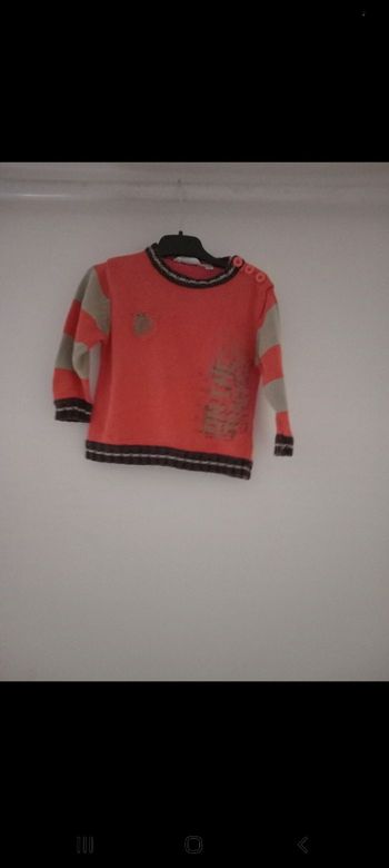 Pull corail taille 18mois