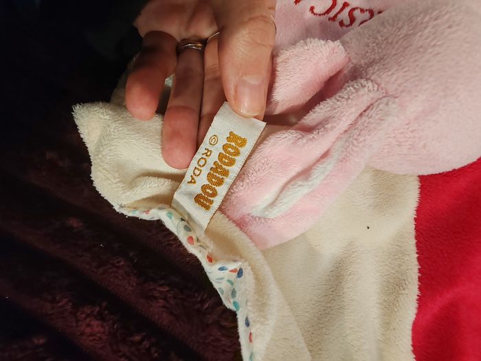 Lapin rose Corsica rodadou - photo numéro 2