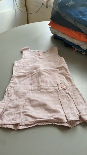 Robe taille 24 mois