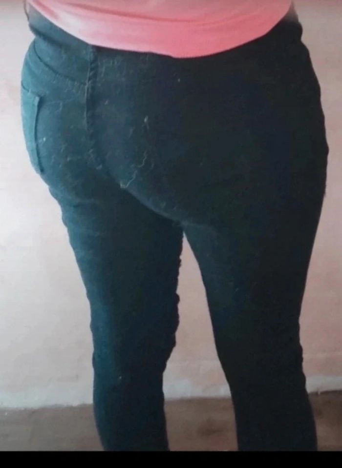 Pantalon jean slim troué - photo numéro 3